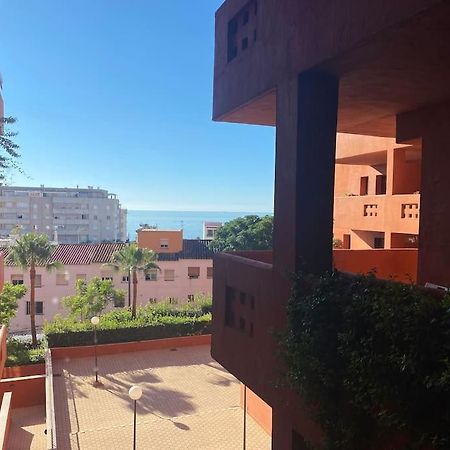 Central Estepona 3 Bed Apt With Pool And Parking Екстер'єр фото