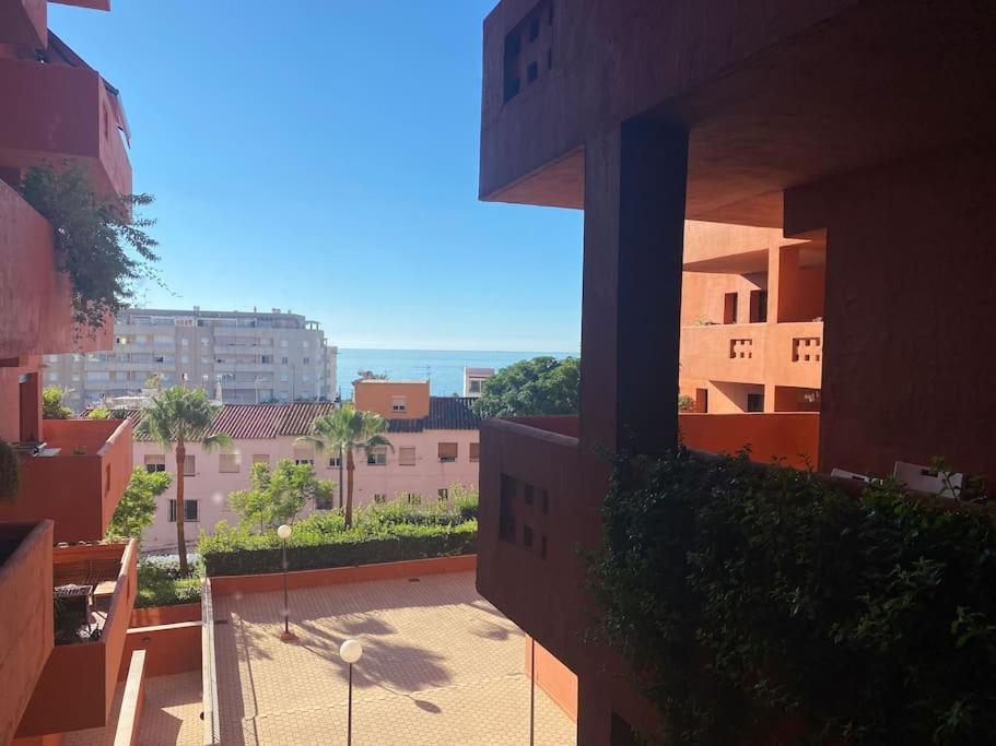 Central Estepona 3 Bed Apt With Pool And Parking Екстер'єр фото