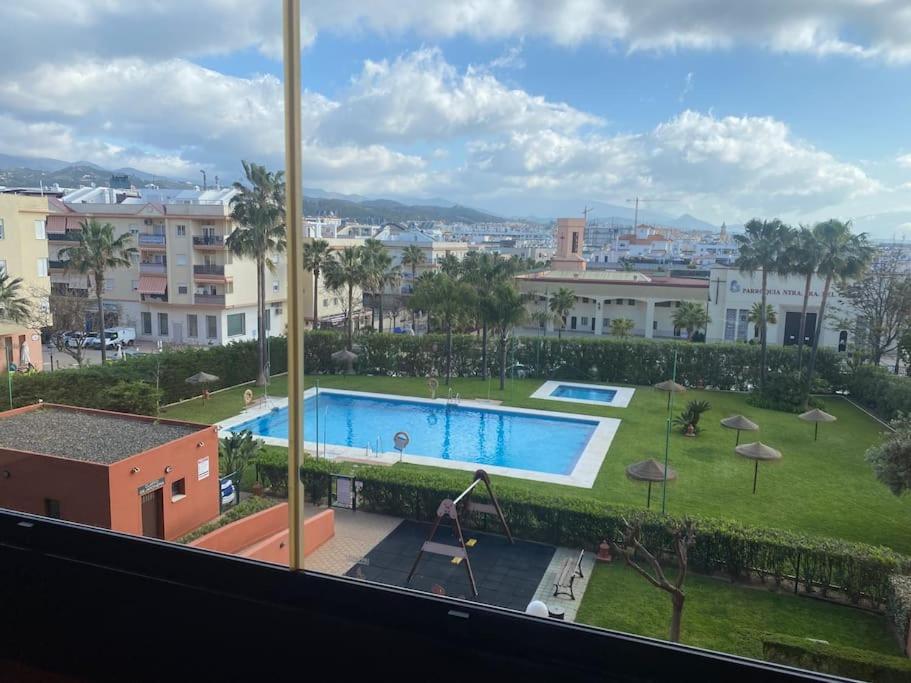 Central Estepona 3 Bed Apt With Pool And Parking Екстер'єр фото